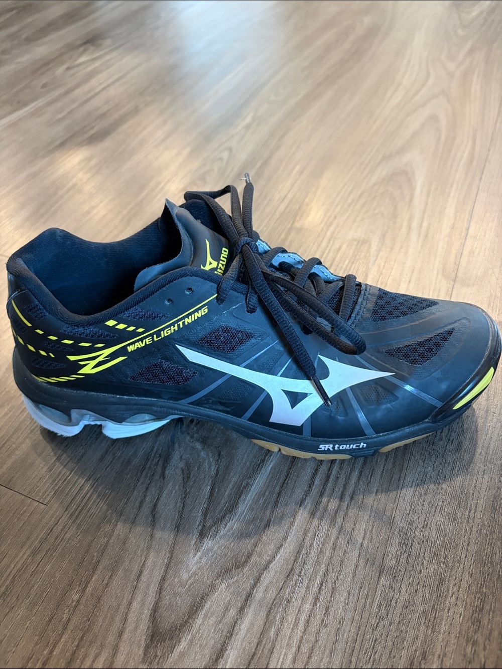 Mizuno Black & Yellow Wave Lightning Volleyball Shoe